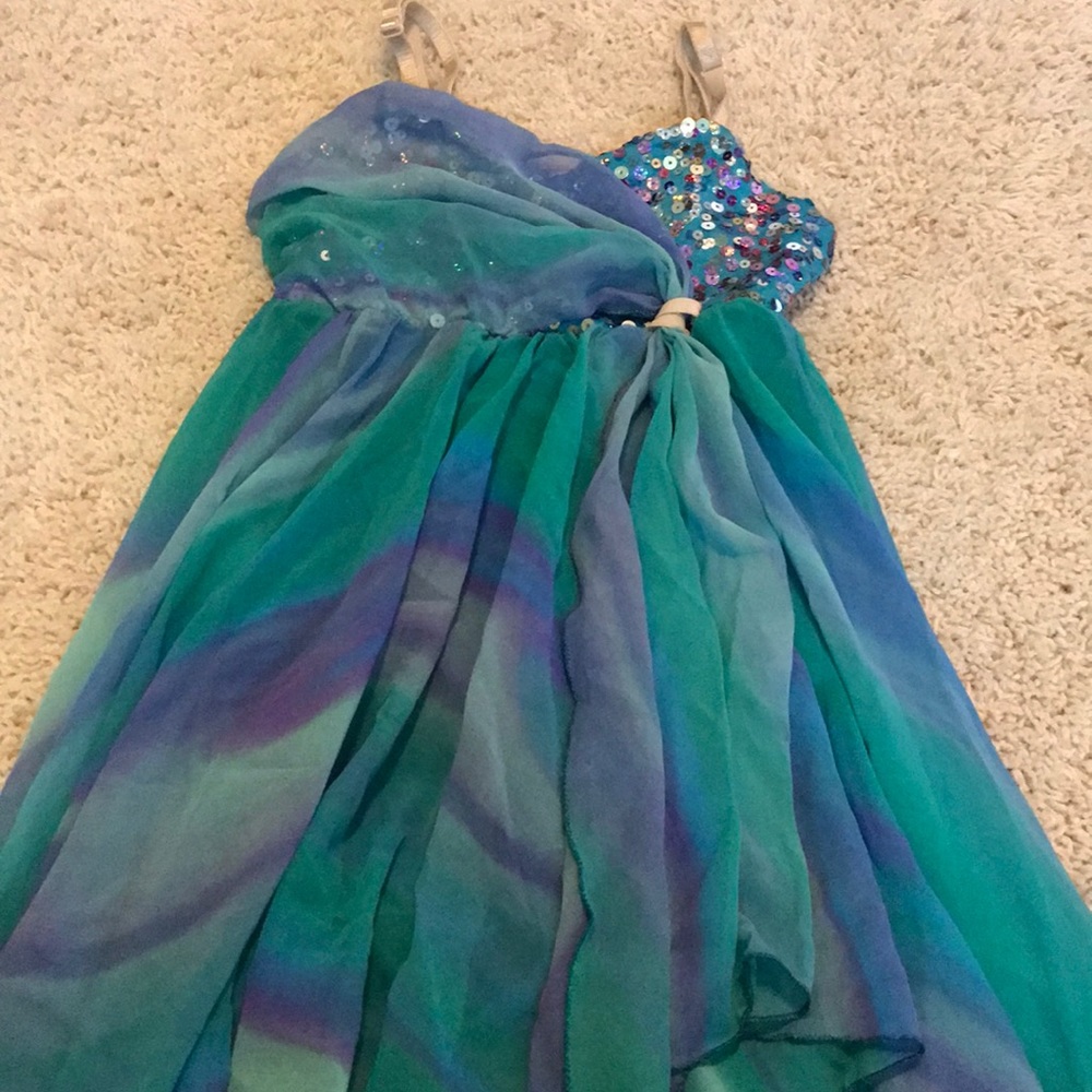 Girls cute dance dress!